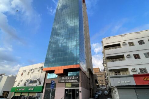 واجهة فندق كرم المشاعر